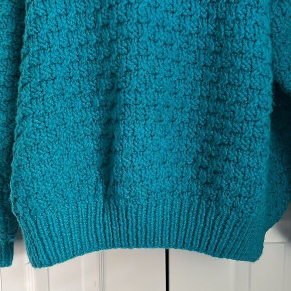 Women’s Handmade Teal Blue Wool Blend Sweater Size M/L (see measurements) - Picture 3 of 9